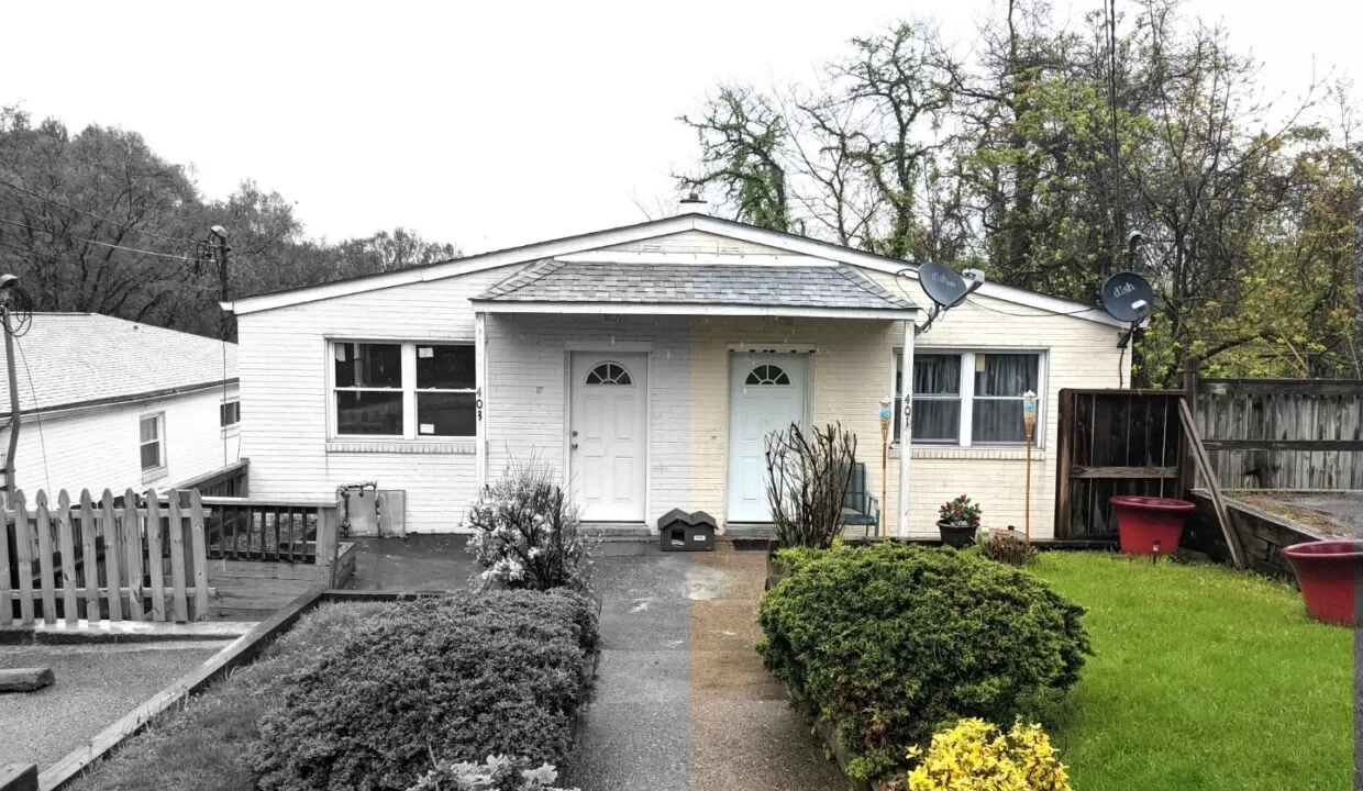 401 Lee Dr