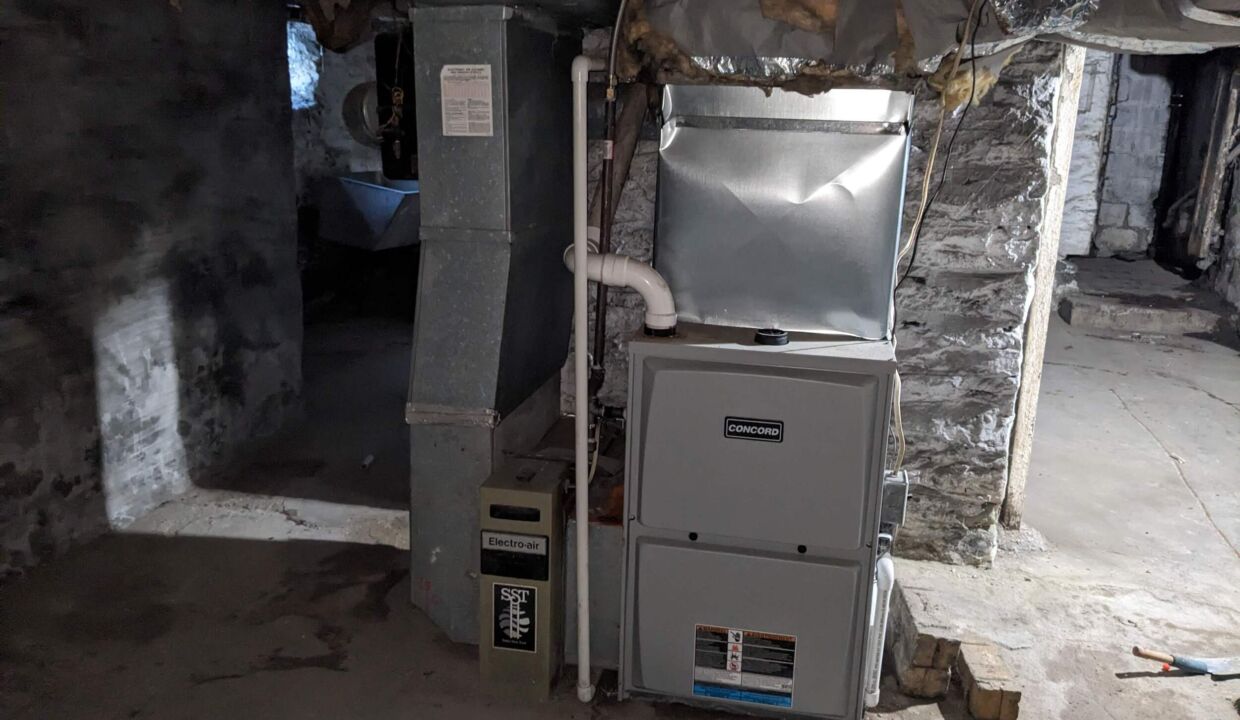 PXL_20250524_234117189